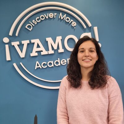 Juliette, Profesora de francés — Bonjour by VAMOS Academy