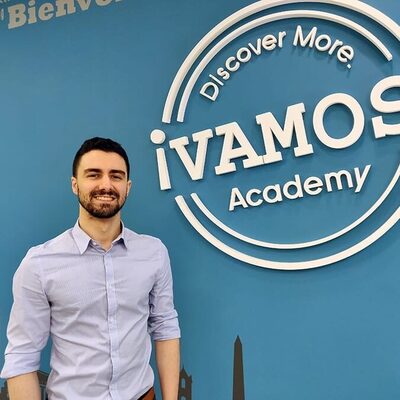Rafael, Director académico — Bonjour by VAMOS Academy